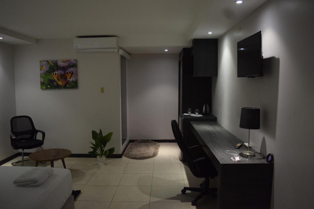 Hotel Ritzz Paramaribo Buitenkant foto